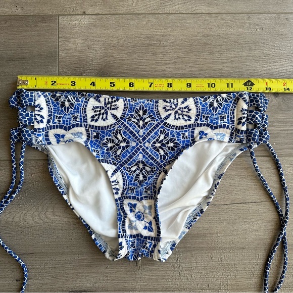 Michael Kohrs bikini bottom - size small - Picture 2 of 6